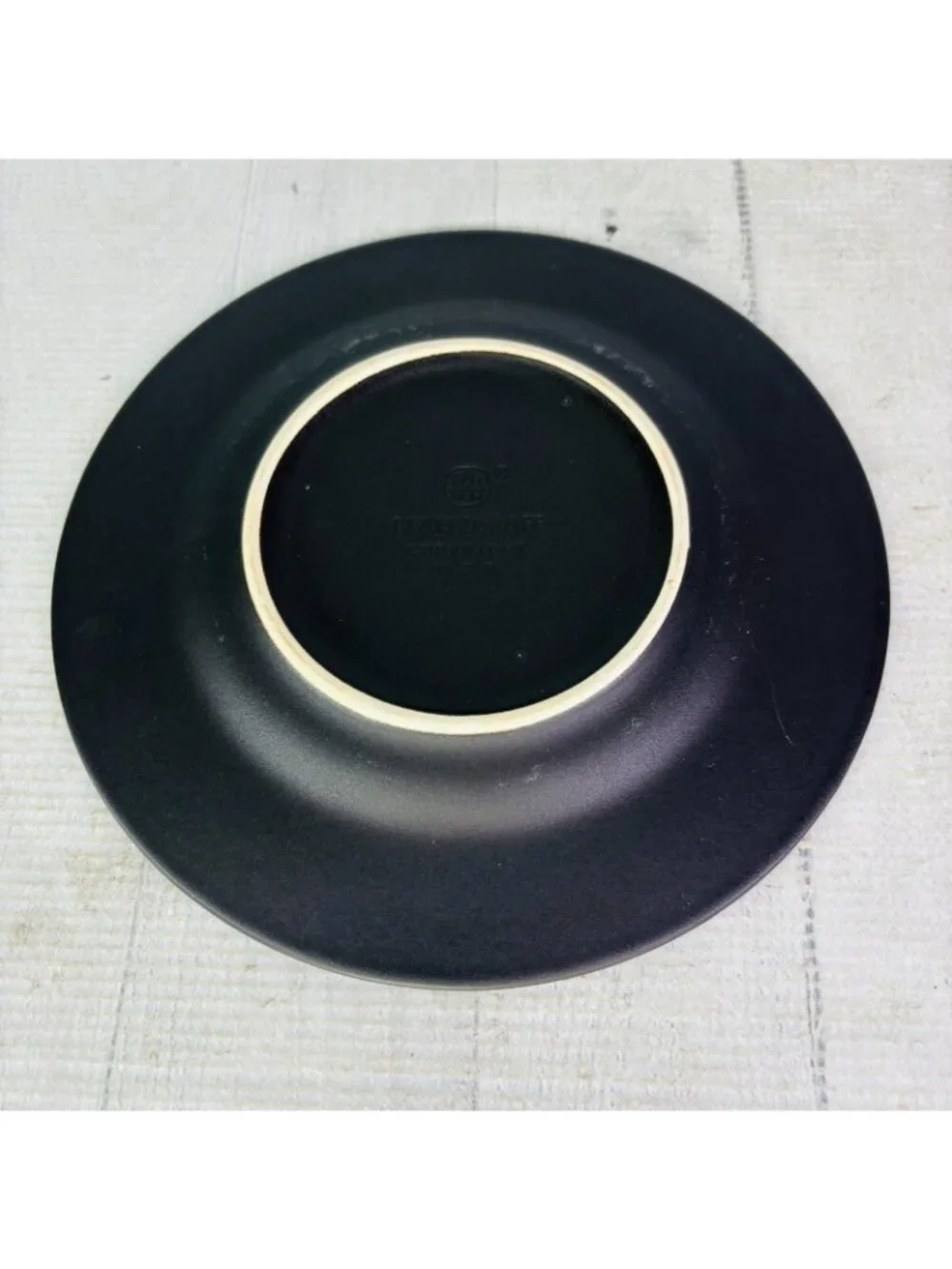 Pfaltzgraff MIDNIGHT SUN  Black Glossy Design Stoneware 8 1/8